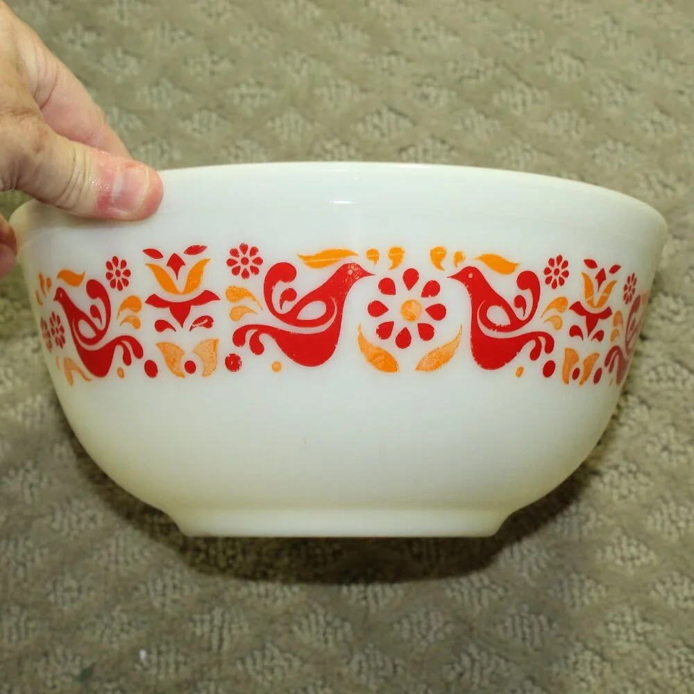 Set of 4 Vintage Pyrex Friendship Nesting Mixing Bowls 401 / 402 / 403 /404